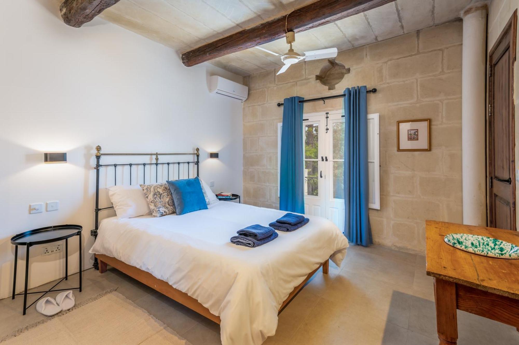 Gozo Escape Villa Għasri Buitenkant foto